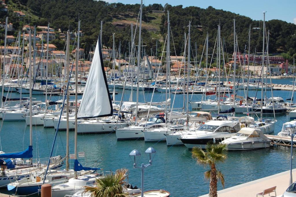 Hotel Le Barock Saint-Mandrier-sur-Mer Exterior foto