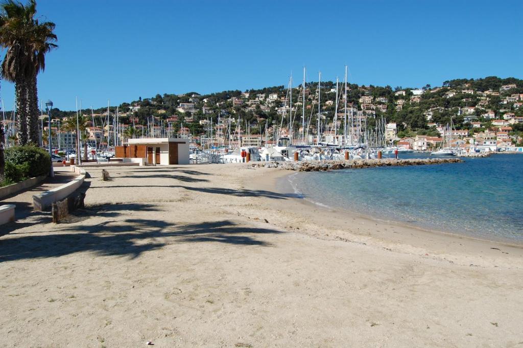 Hotel Le Barock Saint-Mandrier-sur-Mer Zimmer foto